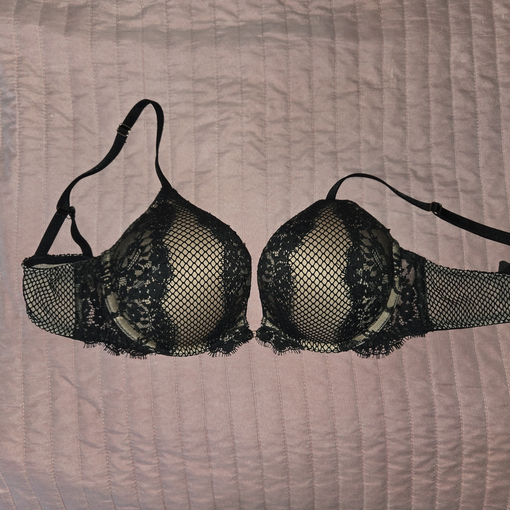 VS Black Lace Push Up Bra